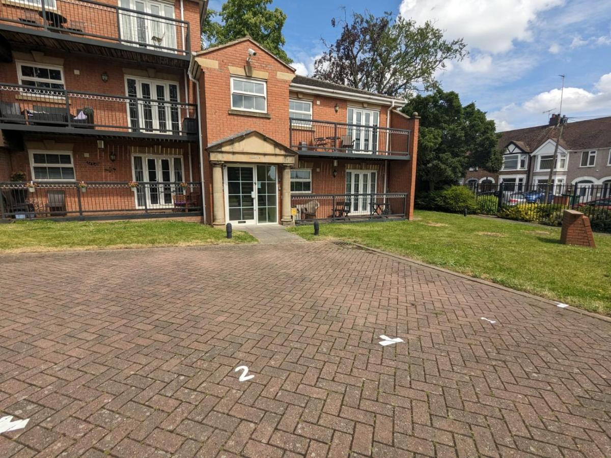 Stylish Modern Apartment, Free Secure Parking Allesley Экстерьер фото