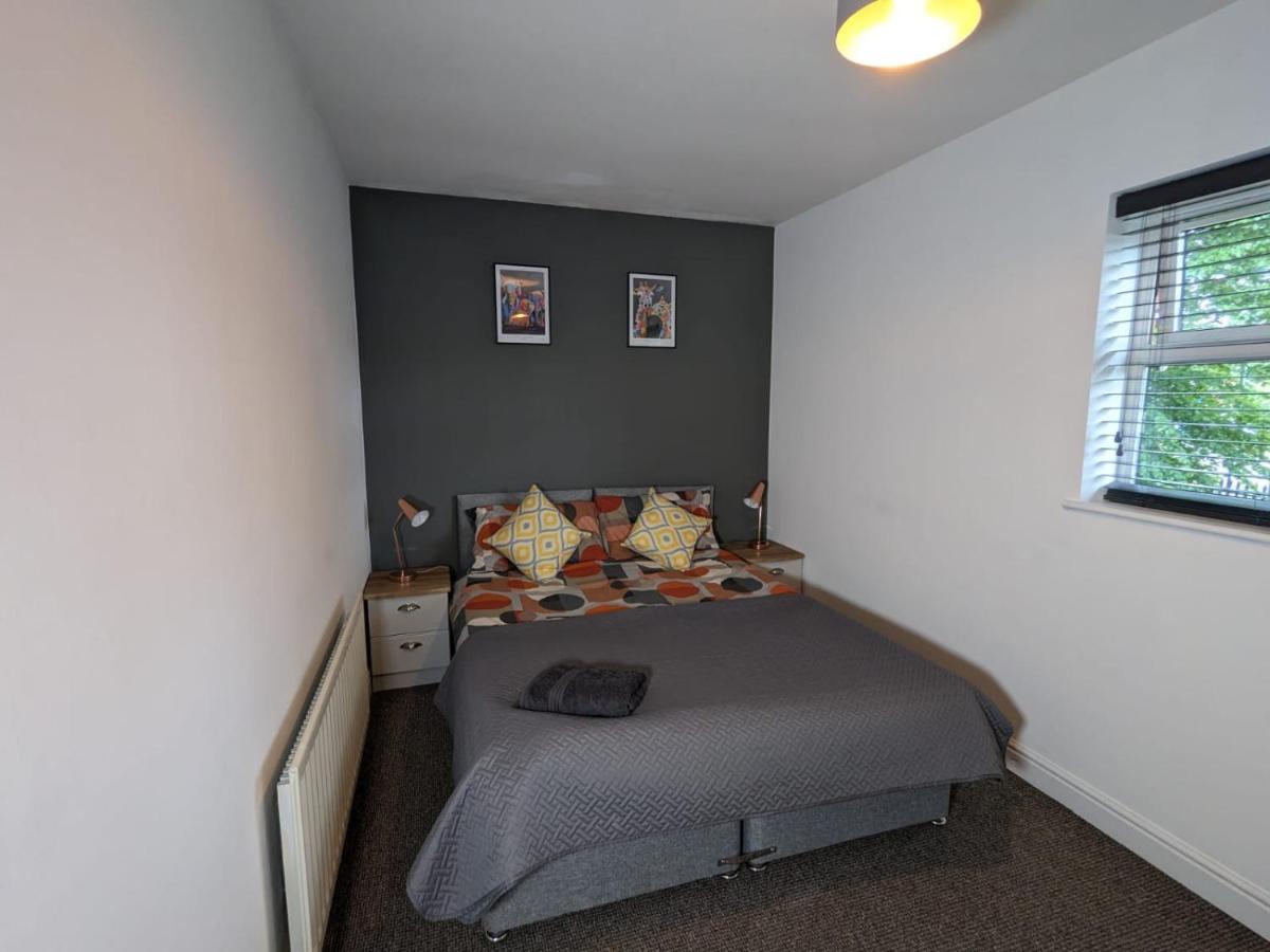 Stylish Modern Apartment, Free Secure Parking Allesley Экстерьер фото